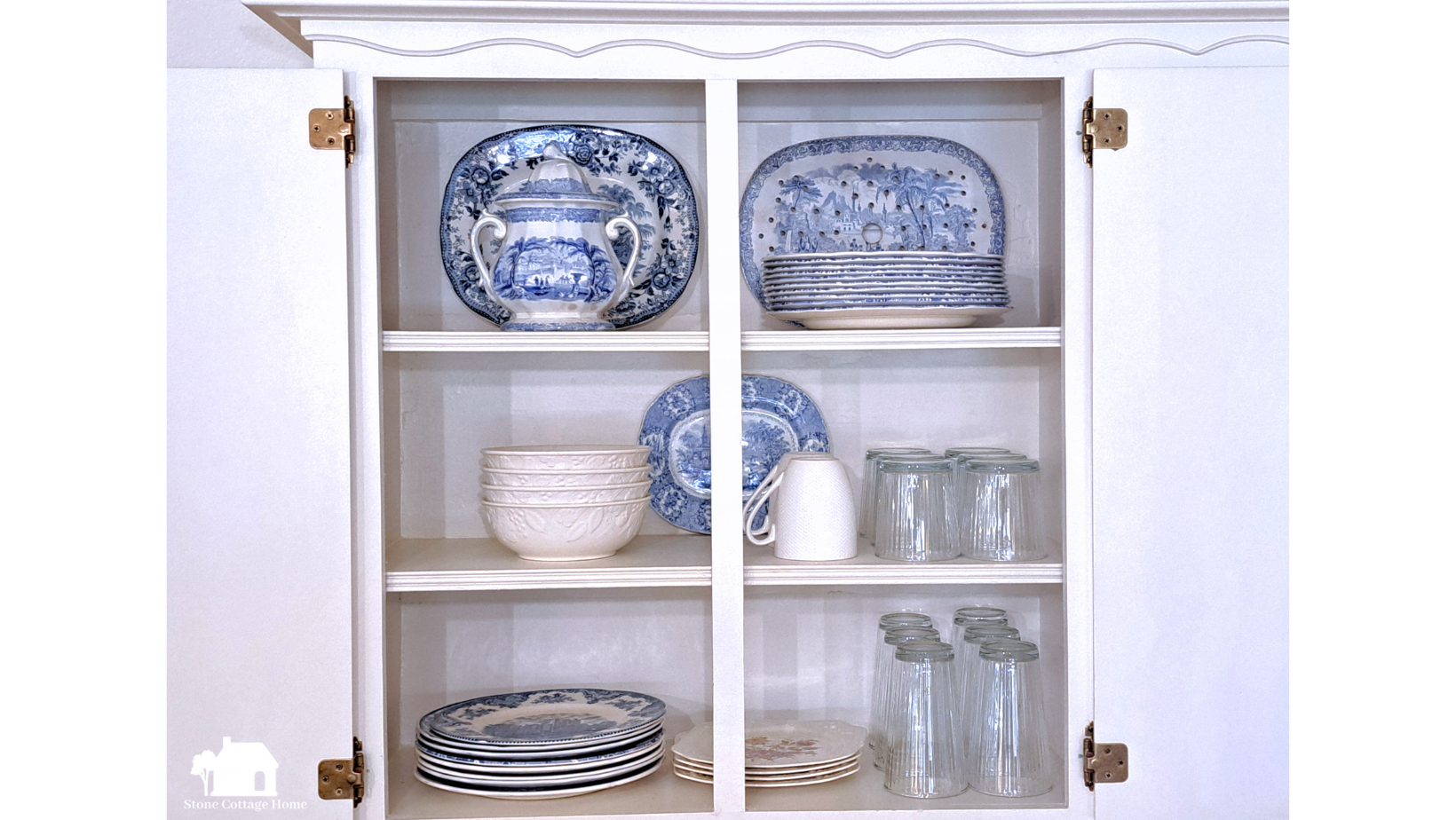 Cottage Kitchen Pretty Dishes