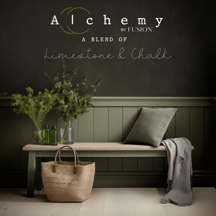 Alkimia oleh Fusion Rosemarey Benck dan Shiplap Wall